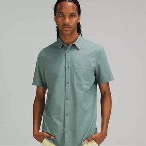 Lululemon Commission Short Sleeve Shirt Oxford